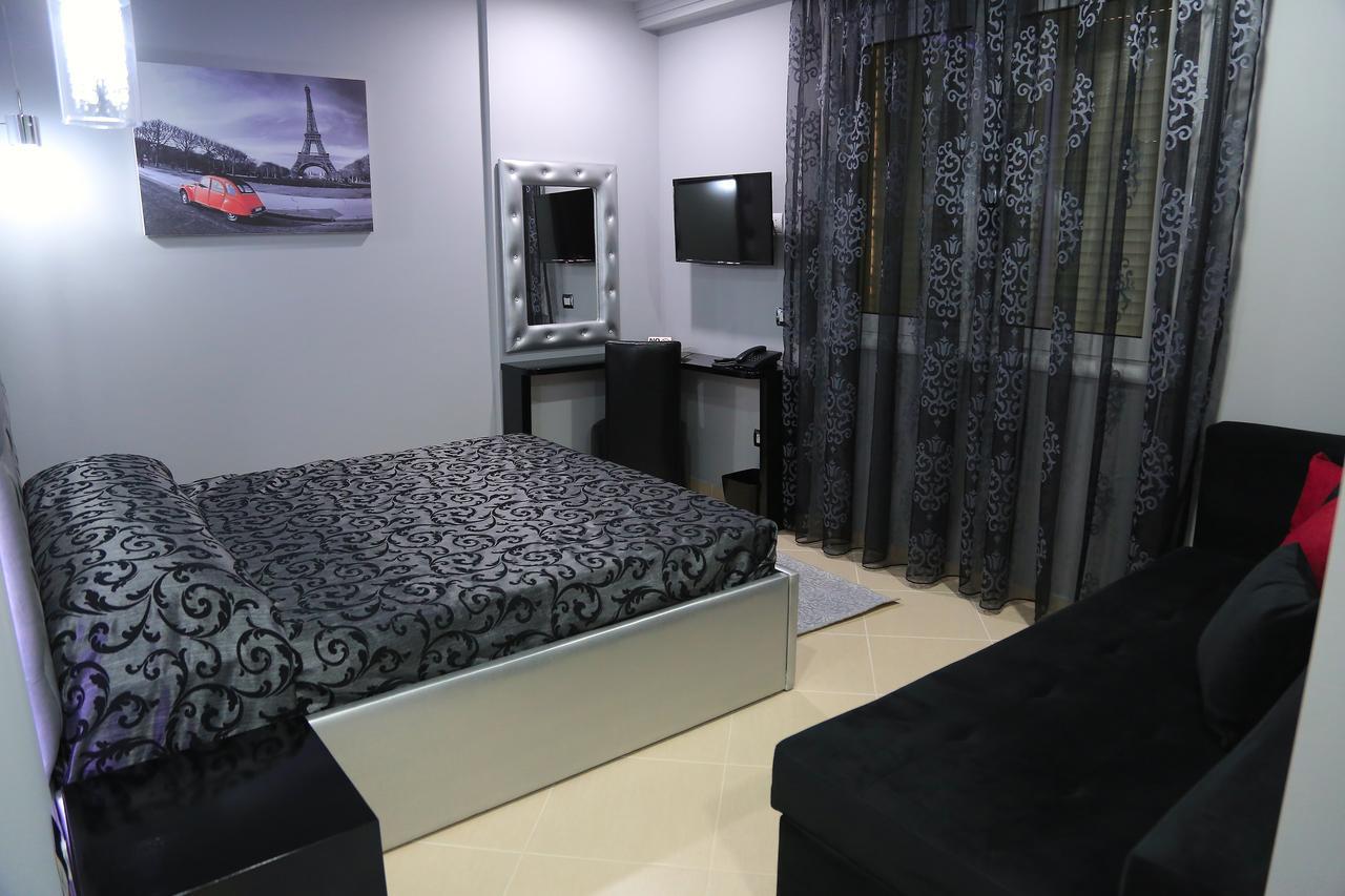 Nomelia Residence B&B Wlora Zewnętrze zdjęcie