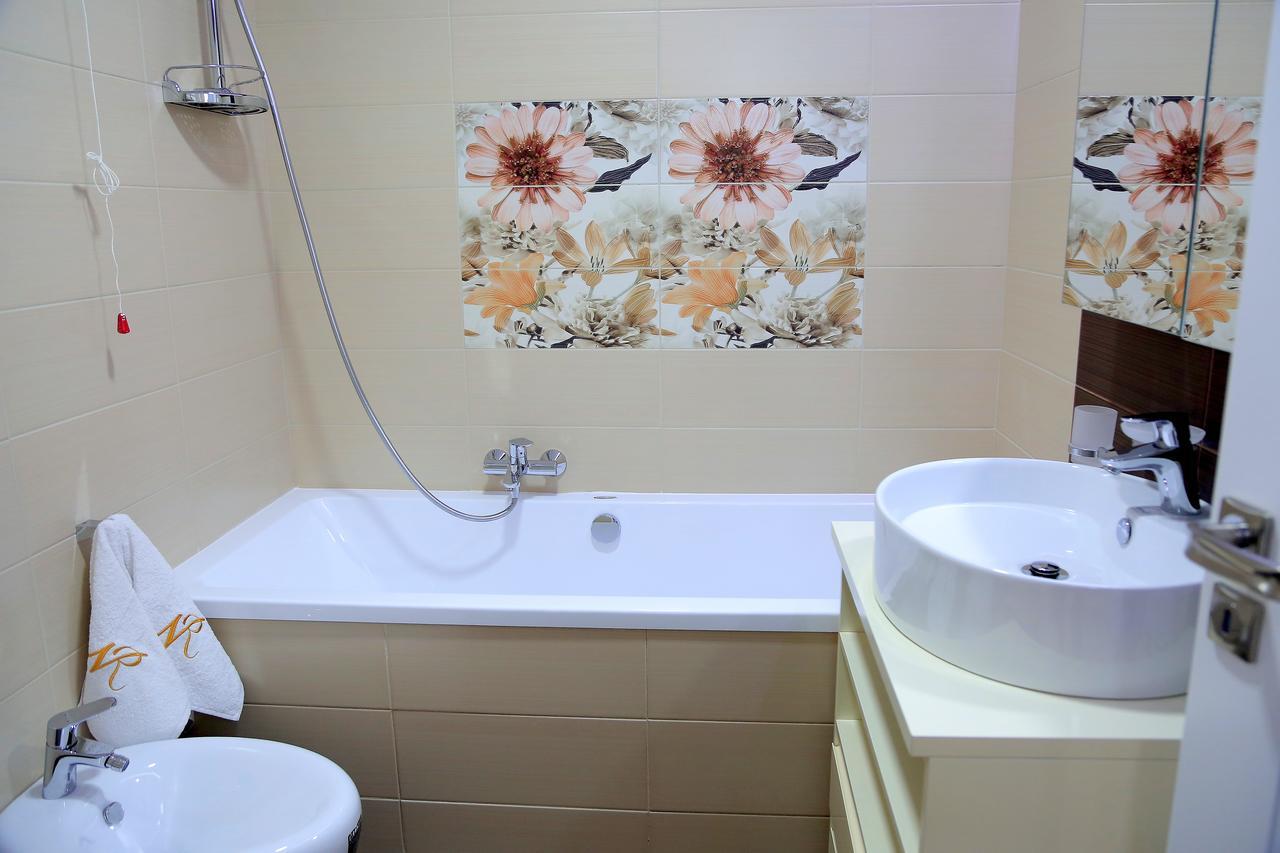 Nomelia Residence B&B Wlora Zewnętrze zdjęcie
