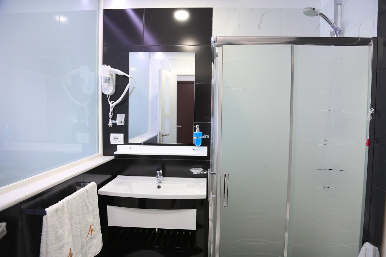 Nomelia Residence B&B Wlora Zewnętrze zdjęcie