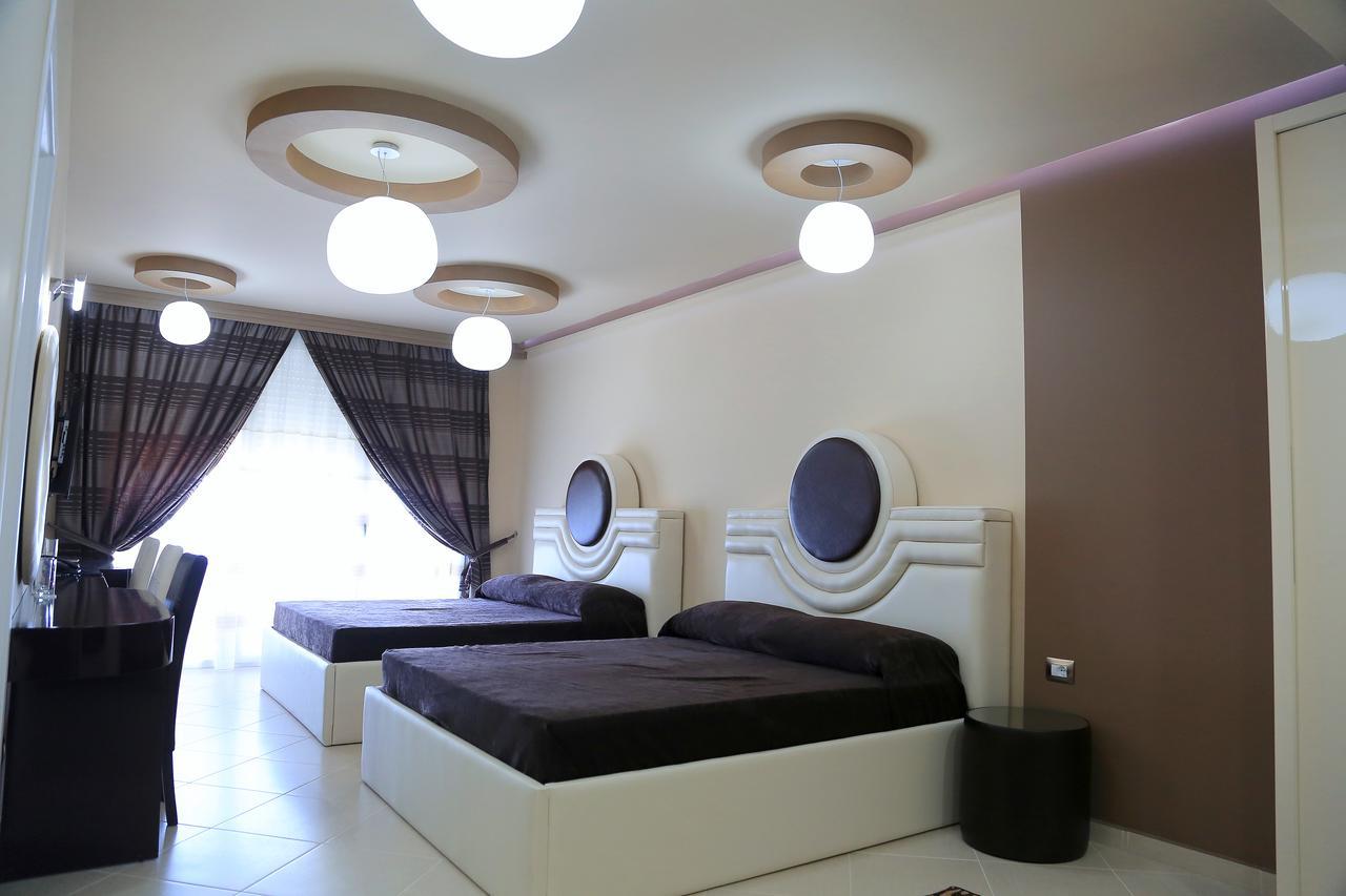 Nomelia Residence B&B Wlora Zewnętrze zdjęcie