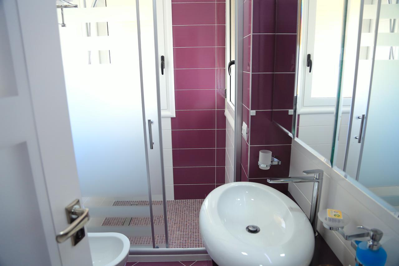Nomelia Residence B&B Wlora Zewnętrze zdjęcie