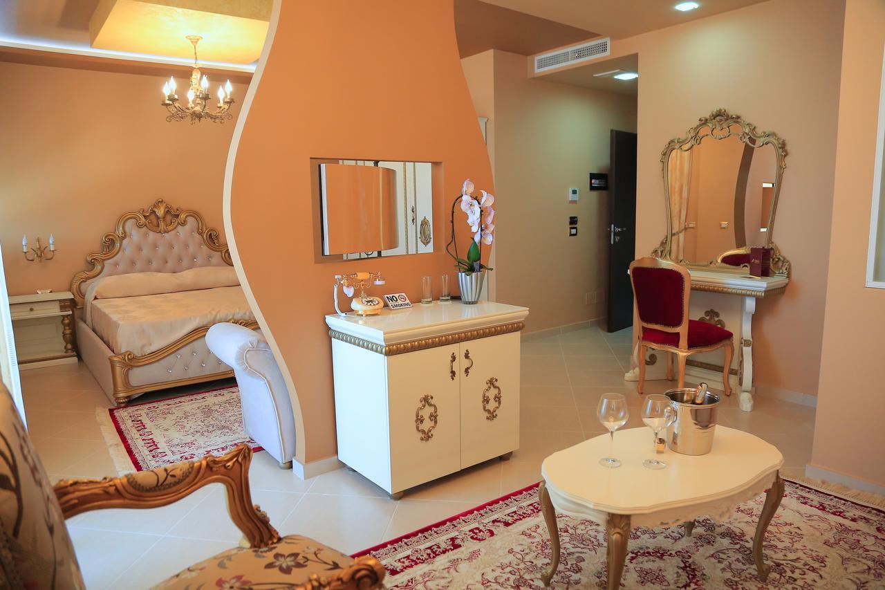 Nomelia Residence B&B Wlora Zewnętrze zdjęcie