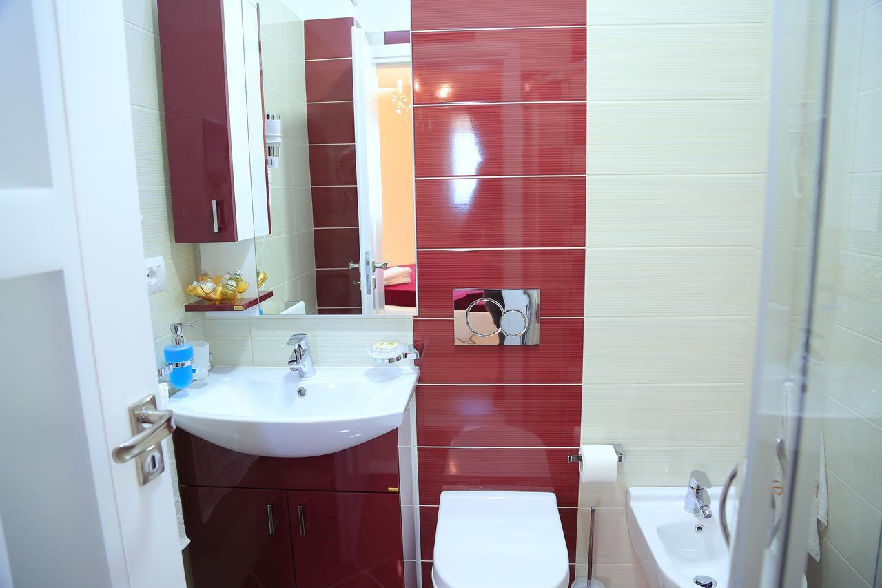 Nomelia Residence B&B Wlora Zewnętrze zdjęcie